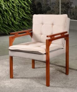 Poltrona Belíssima Veludo Bege - JOSEBE DECOR