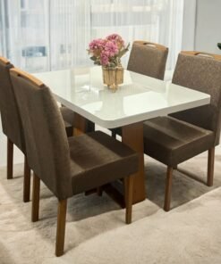 Mesa Sintonia (Tampo Maxi) 120 Amêndoa Clean/Off White + 4 Cadeiras Priscila Veludo Marrom 1015 – LOPAS + AVALON DECOR