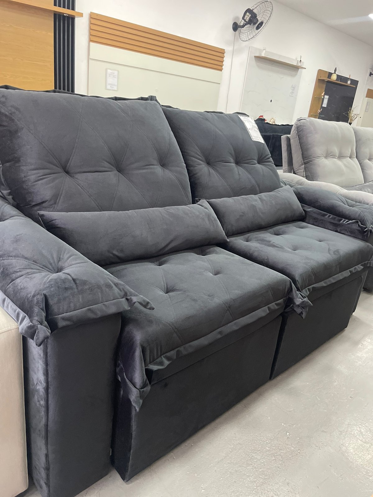 Sofá Retrátil e Reclinável Ouro Preto 240 Preto - MONTANO ESTOFADOS - Imagem 6