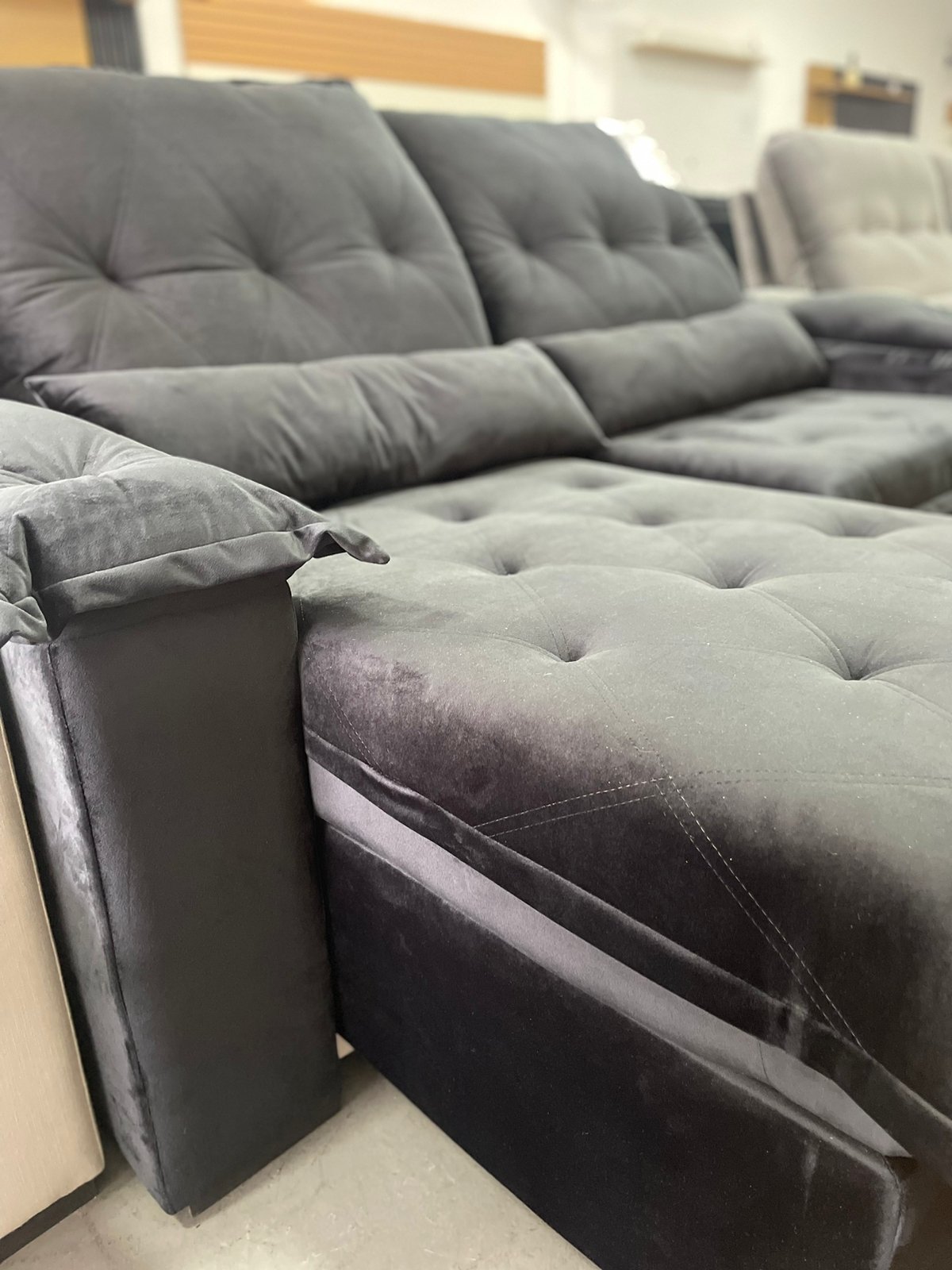 Sofá Retrátil e Reclinável Ouro Preto 240 Preto - MONTANO ESTOFADOS - Imagem 4