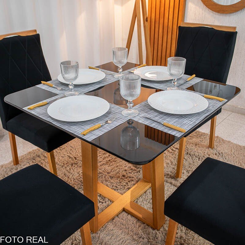 Mesa de Jantar Pedro Mel Vidro Preto 90×90 4 Cadeiras Lisboa Veludo Preto 504 Madeira Maciça Art Assento - Entregue Montada - Imagem 2