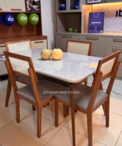 Mesa Acerola 130 (C/Vidro) Madeira/Off White com 4 Cadeiras Encanto Linho Bege